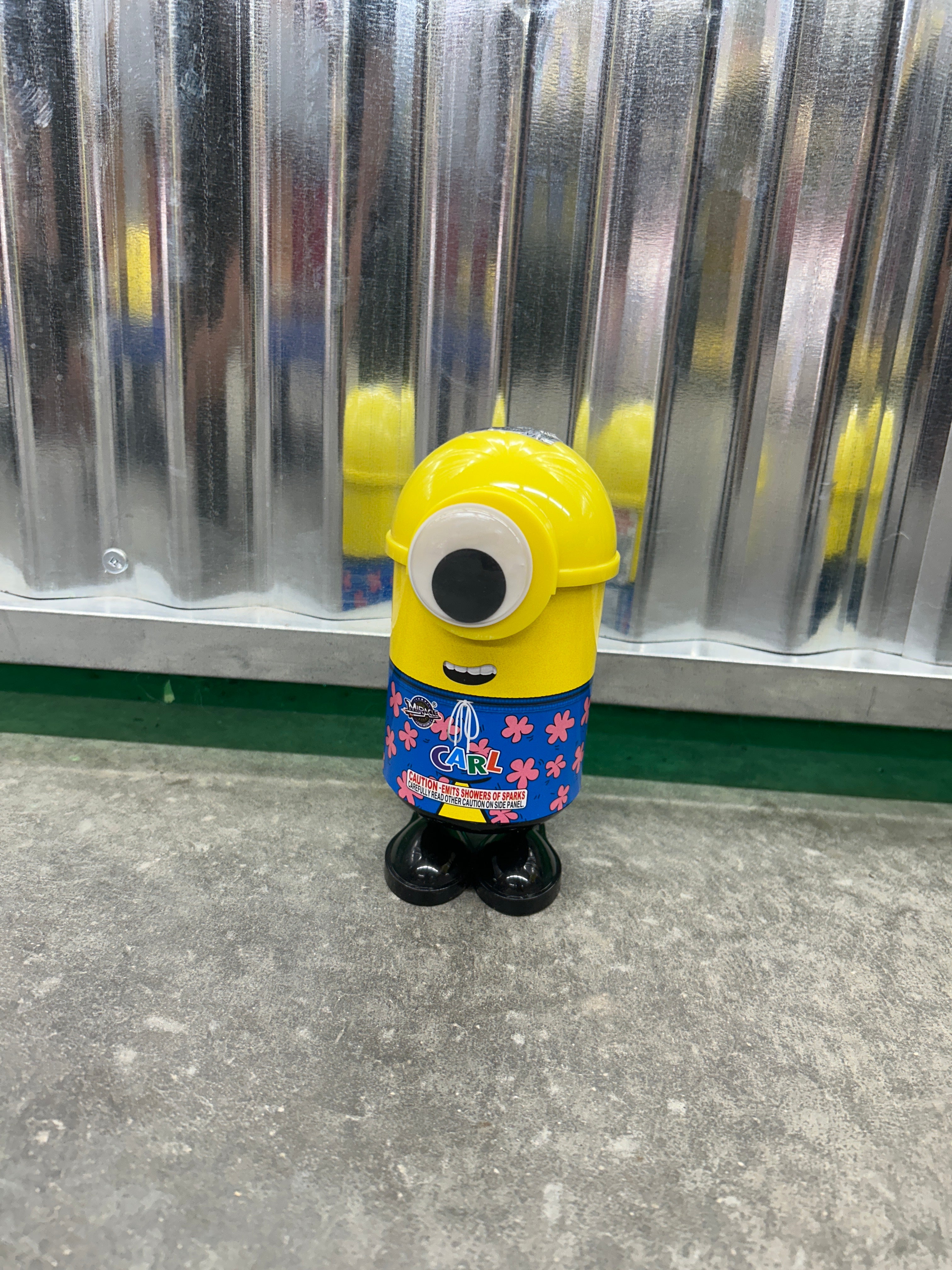 Friends Forever Minion - Carl